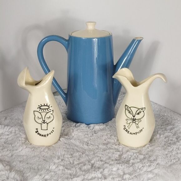 Vintage Coffee Pot With Sugar & Creamer Set - Picture 1 of 10
